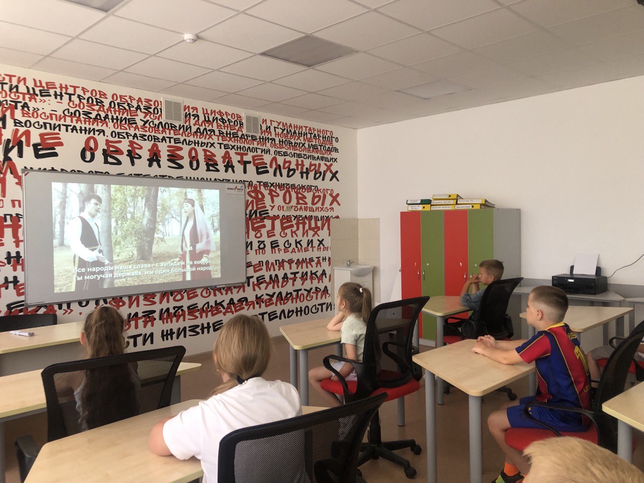 Первый день летней смены в лагере «СВЕТЛЯЧОК»..